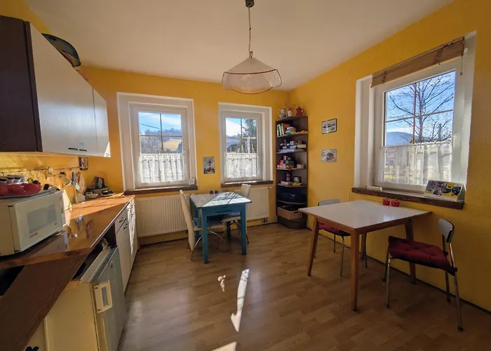 民宿 Cozy And Spacious In A Calm, Authentic Pisecna (Jesenik)
