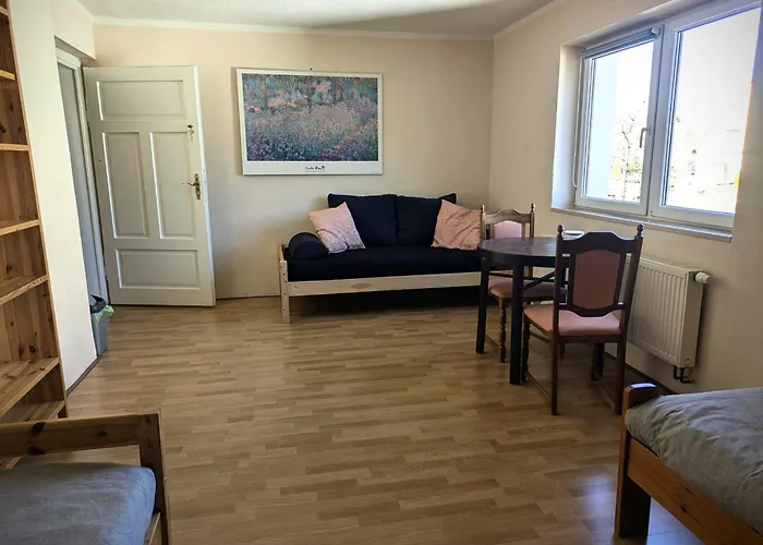 Cozy And Spacious In A Calm, Authentic